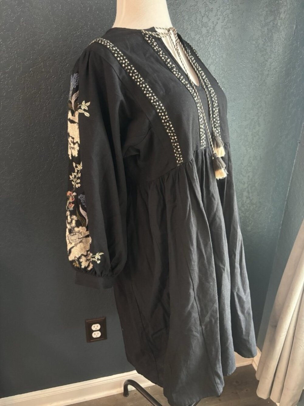 Anthropologie Velvet Graham And Spencer Boho Embroidered Babydoll Dress Sz XS